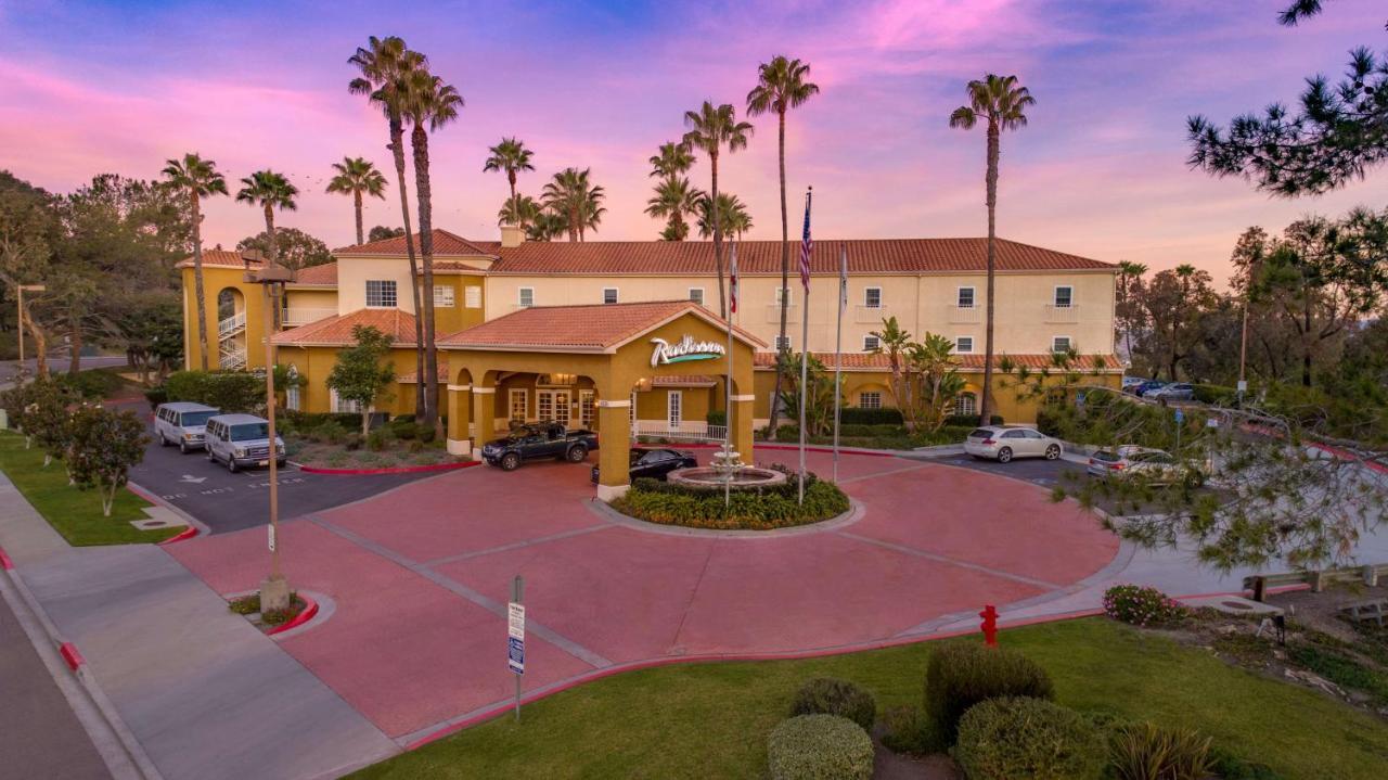 Radisson Hotel San Diego Rancho Bernardo المظهر الخارجي الصورة